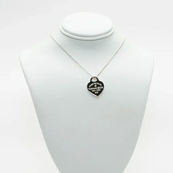 Giveaway Winner: @stevet817 – Tiffany & Co. Necklace Heart Tag Pendant - Picture 2 of 3